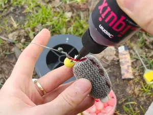 Fluo dip D SNAX LiquiX /100ml DELPHIN