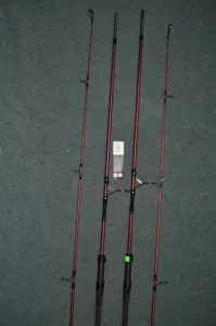 Prodám dva pruty DELPHIN ETNA E3 TRIP 3,6m s vadou