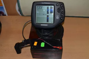 Prodám Starší echolot HUMMINBIRD MATRIX 17