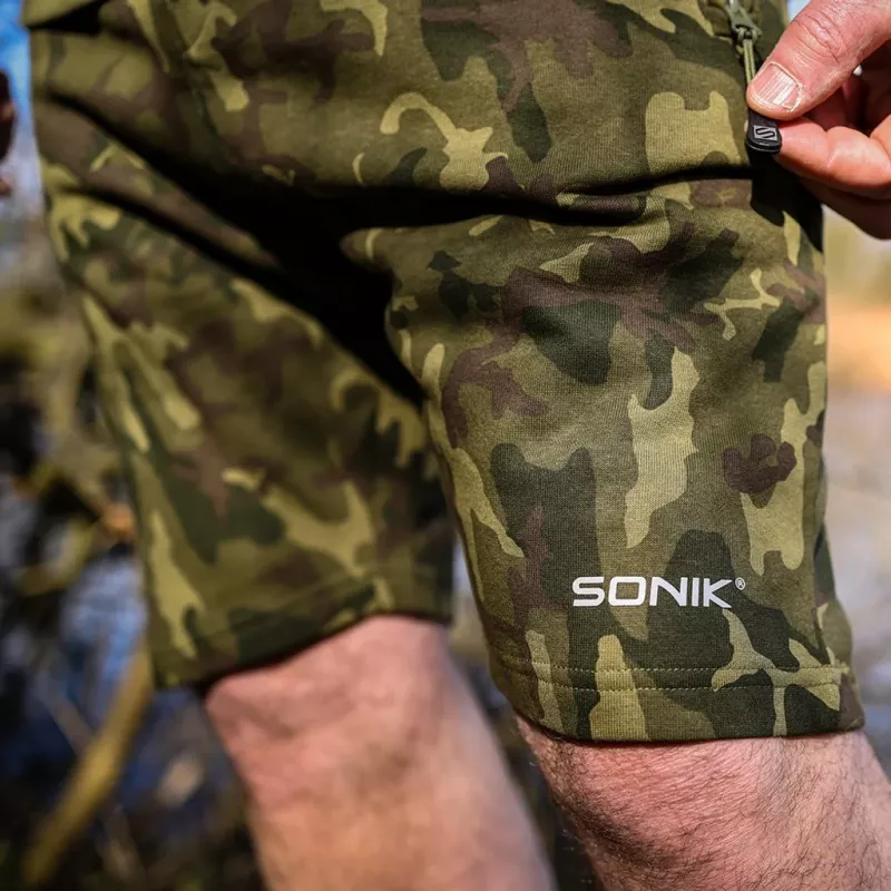 Sonik Fleecové šortky Camo L